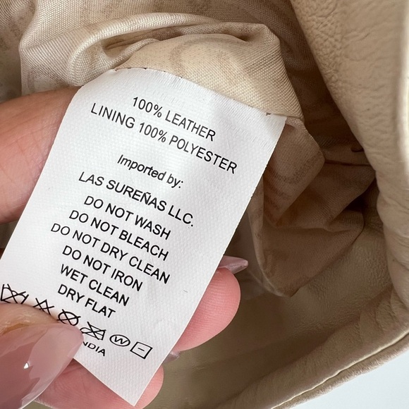 Las Surenas 100% Leather Tiger Embroidered Vest In Ivory - Picture 6 of 9